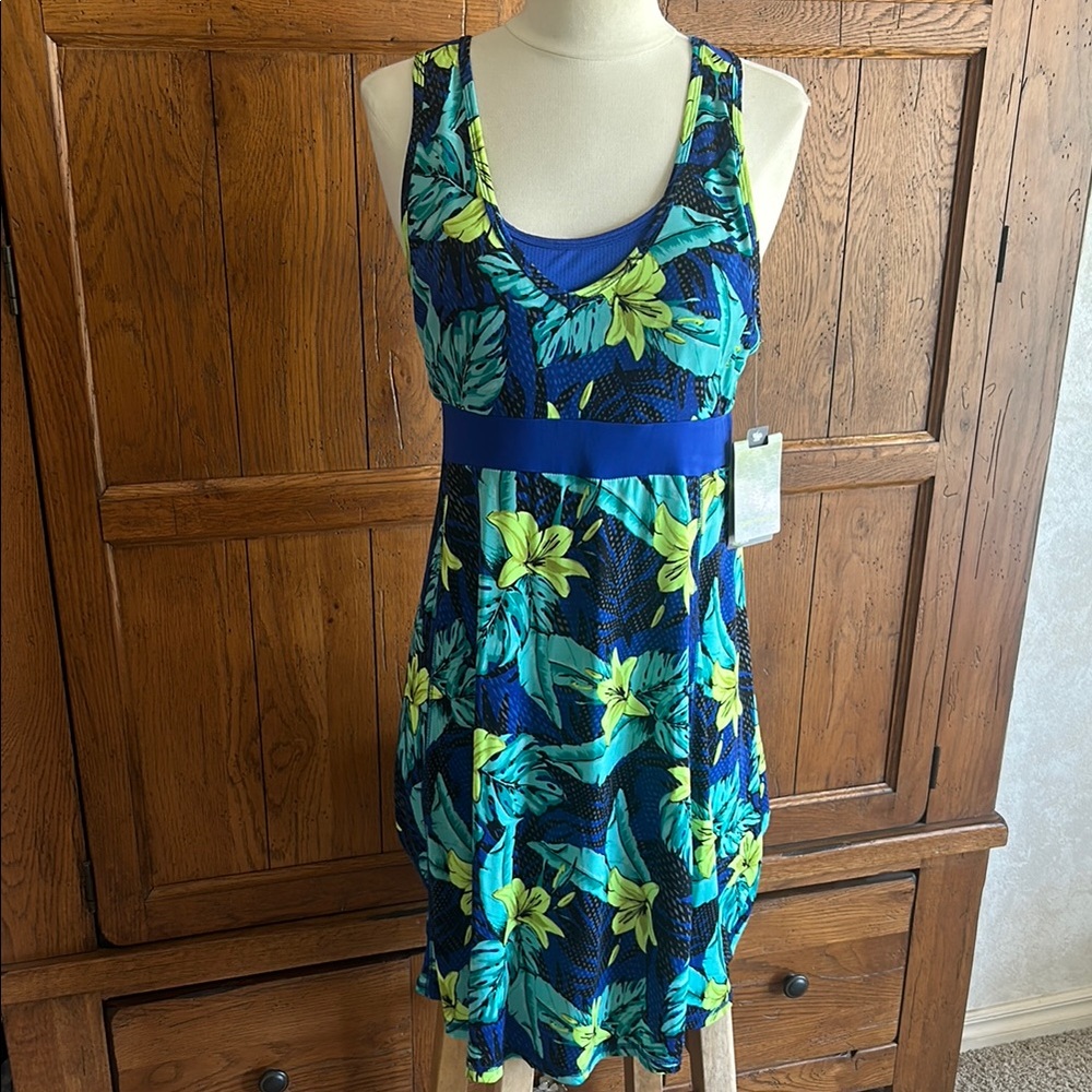 Tek Gear🏝️NWT with DRYTEK TROPICAL Blue and Green Sleeveless SUN DRESS😎